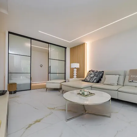 شقة Golden Moon - Portova غدينيا