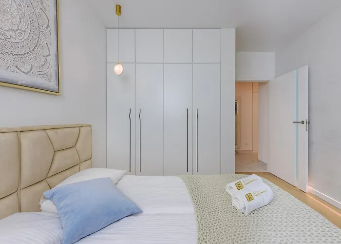 Apartment Golden Moon - Portova *