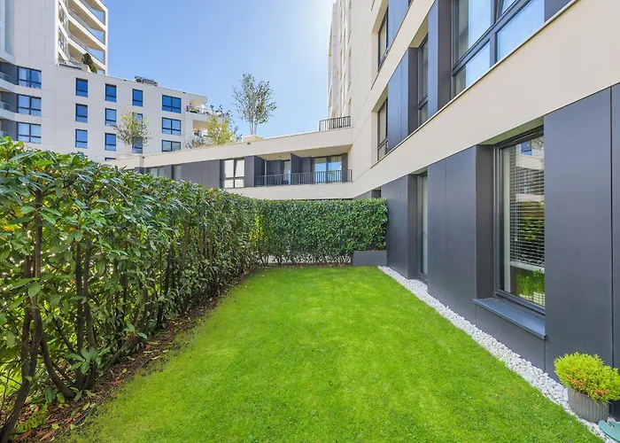 Golden Moon - Portova Apartment Gdynia